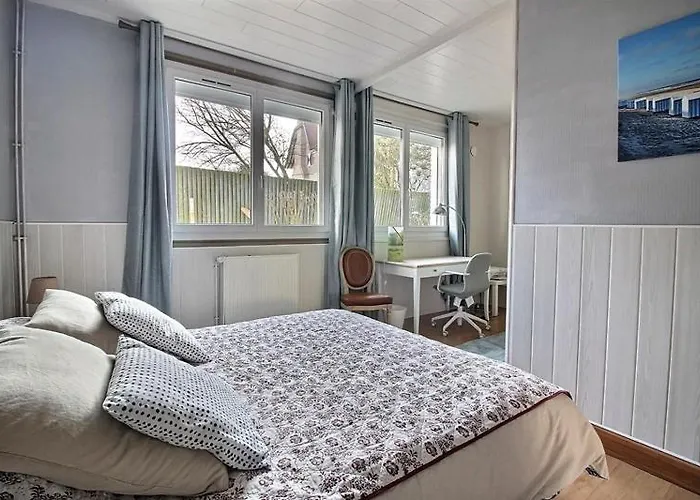 Annonce Professionnelle. Maison Idéalement Située à 100 M De La Plage, 3 Chambres, 7 Couchages Max. Villa Hardelot-Plage