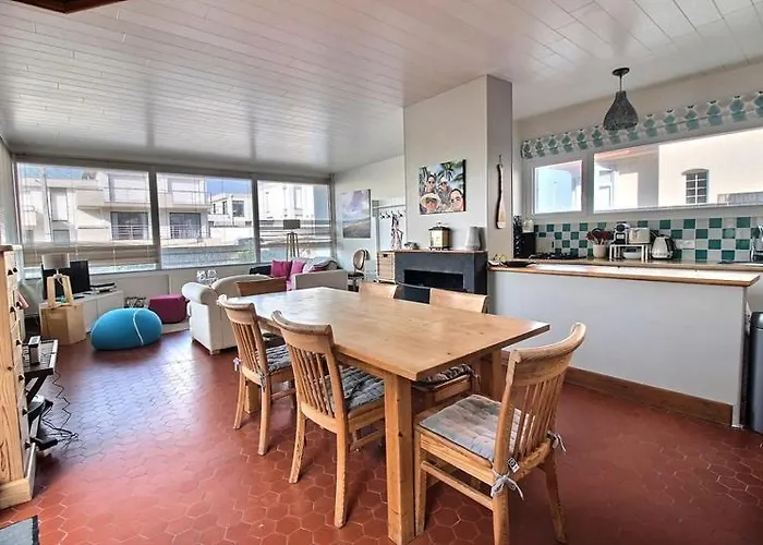 Annonce Professionnelle. Maison Idéalement Située à 100 M De La Plage, 3 Chambres, 7 Couchages Max. Villa Hardelot-Plage